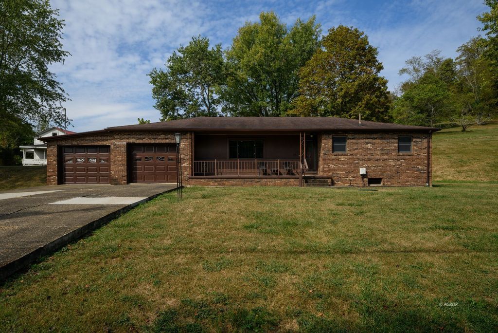 Photo of 17 Beech Grove Road Rd, Rutland, OH 45775 (MLS # 2433978)
