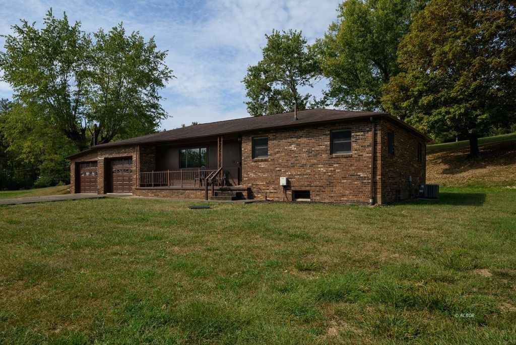 Photo of 17 Beech Grove Road Rd, Rutland, OH 45775 (MLS # 2433978)