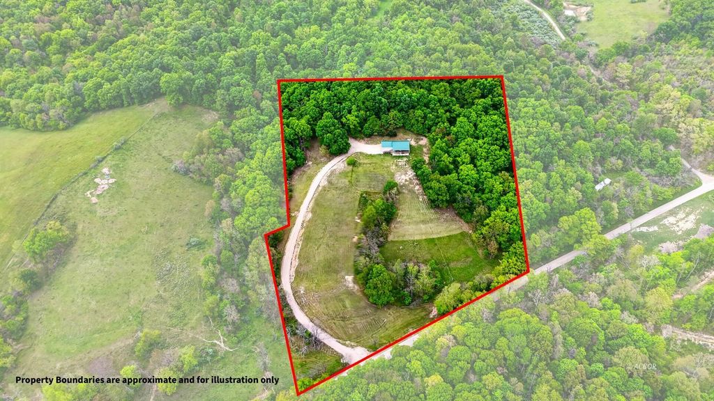 Photo of 72565 Cottrill Rd, Wilkesville, OH 45695 (MLS # 2434952)