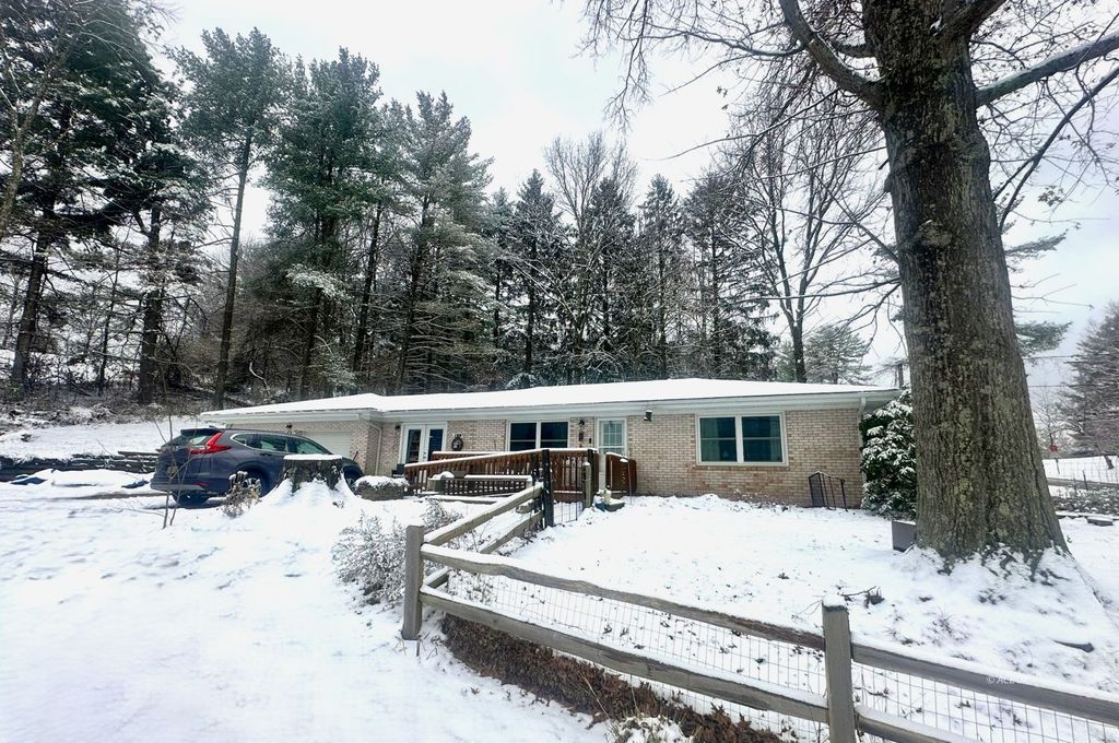 Photo of 199 Longview Heights Rd, Athens, OH 45701 (MLS # 2434291)