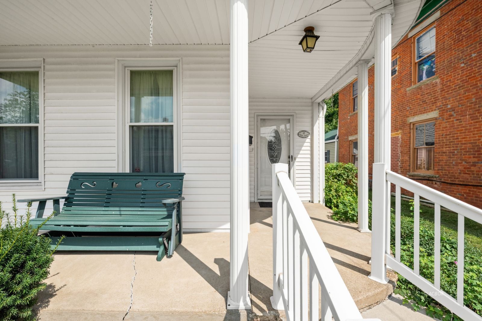 82 Cedar St