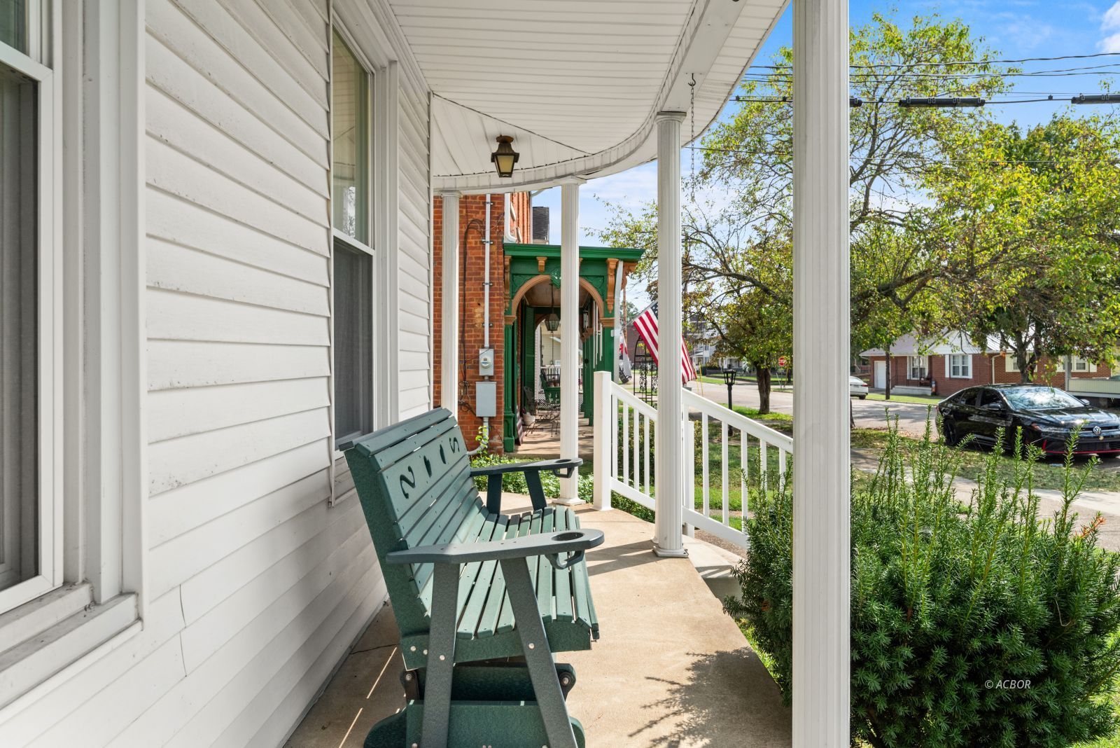 82 Cedar St