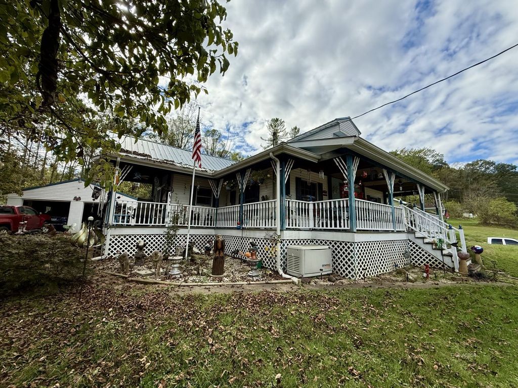 Photo of 88 Front St, Glouster, OH 45732 (MLS # 2434070)