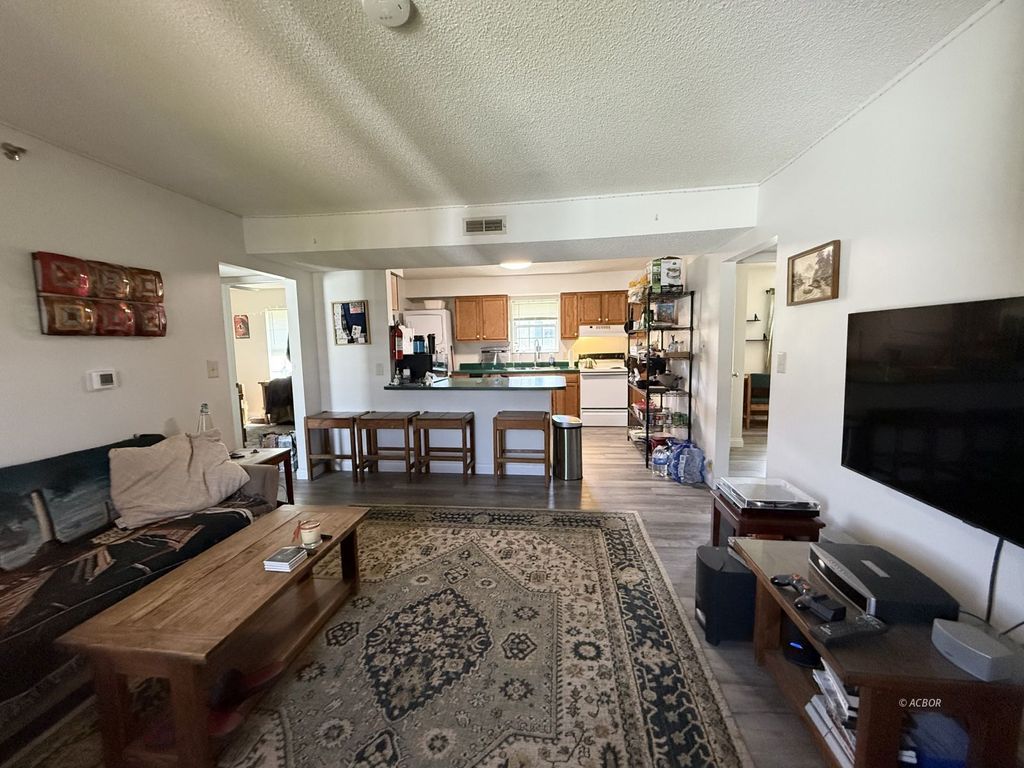 Photo of 15 S Shafer St #1105, Athens, OH 45701 (MLS # 2434690)