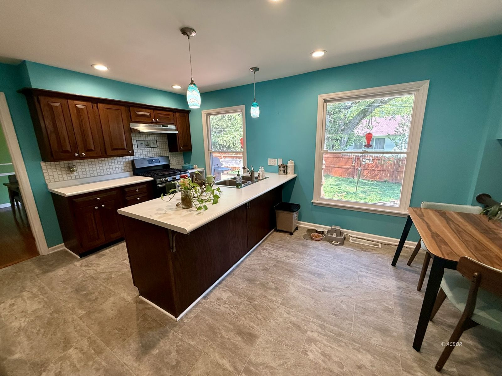 33 Graham Dr