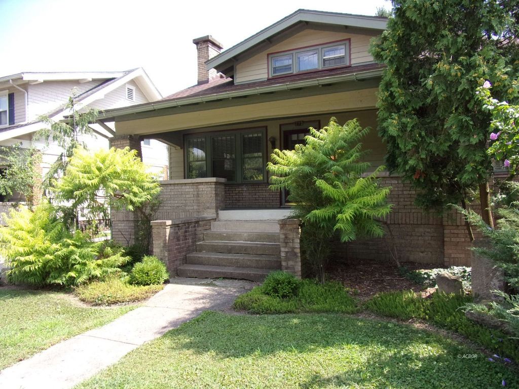 Photo of 273 E State St, Athens, OH 45701 (MLS # 2433797)