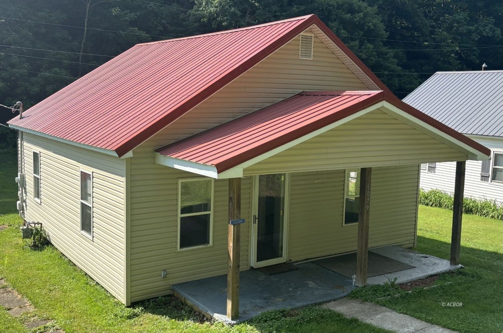 Photo of 6079 Quinn Hollow Rd, Murray City, OH 43144 (MLS # 2435071)