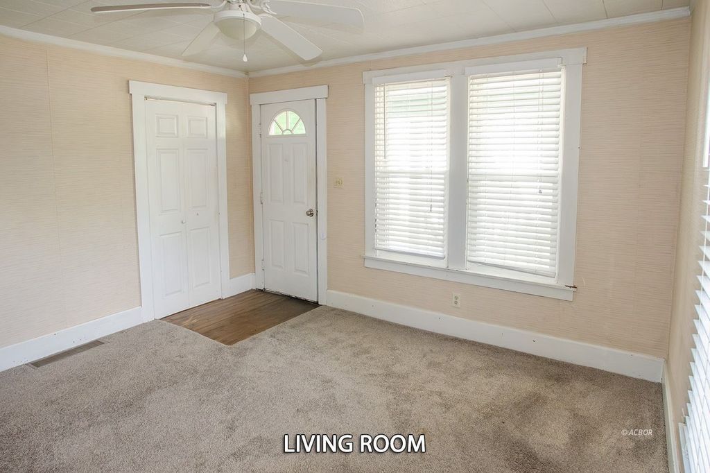 Photo of 84 N Shafer St, Athens, OH 45701 (MLS # 2434783)