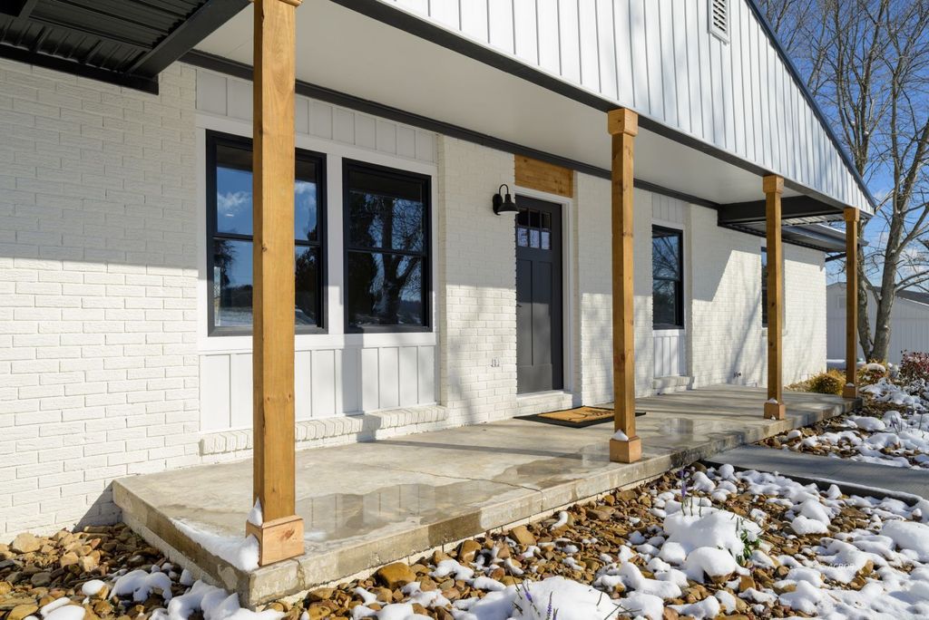 Photo of 130 Amby Ln, Vinton, OH 45686 (MLS # 2434209)