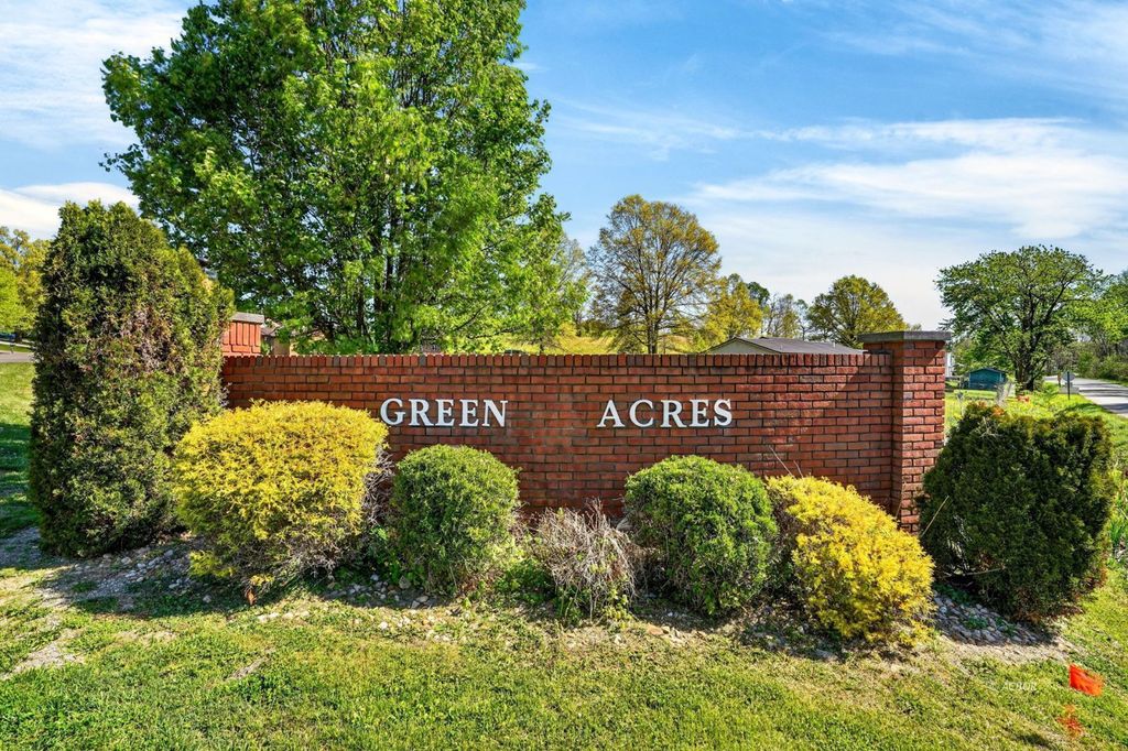 Photo of 539 Aaron Ave, Jackson, OH 45640 (MLS # 2434779)