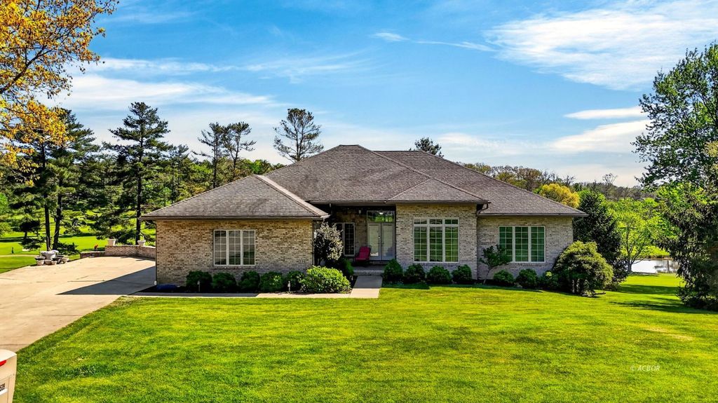 Photo of 539 Aaron Ave, Jackson, OH 45640 (MLS # 2434779)