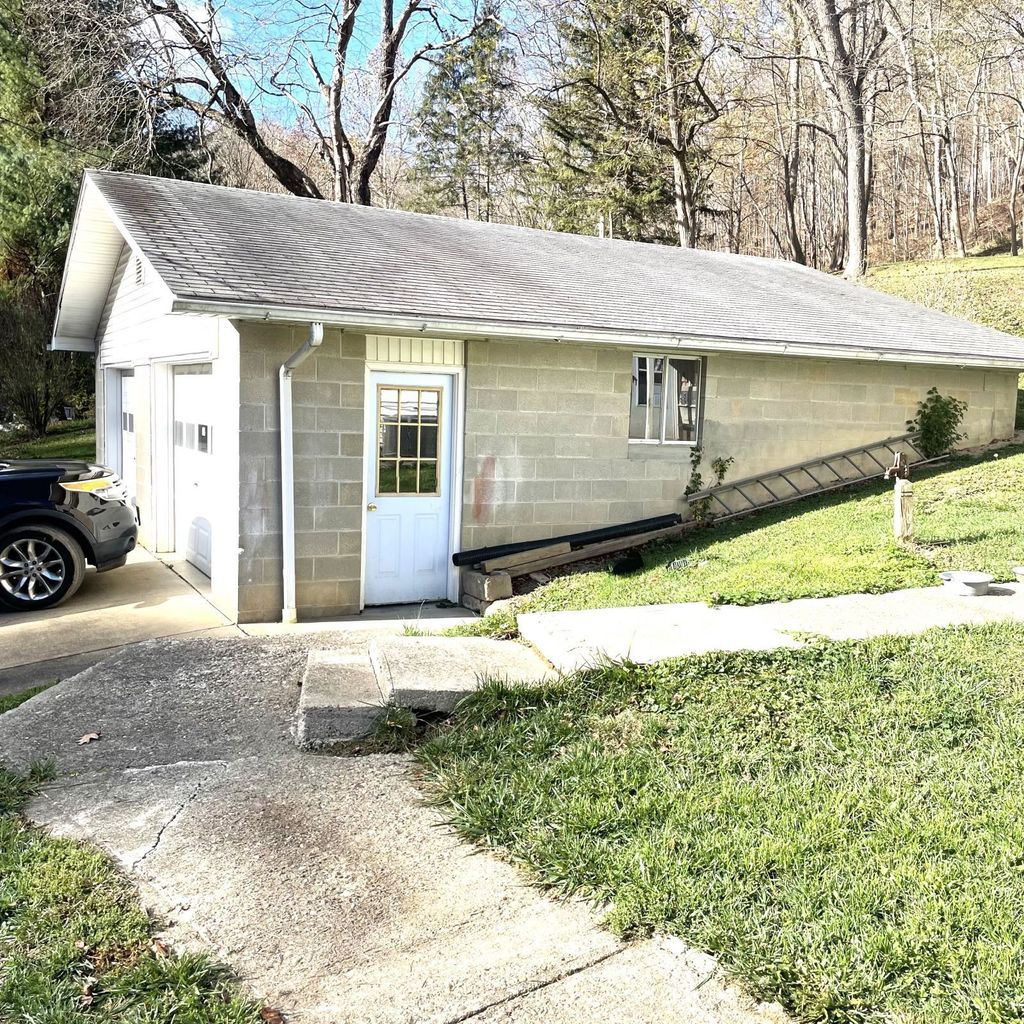Photo of 42182 Enterprise Rd, Pomeroy, OH 45769 (MLS # 2432827)
