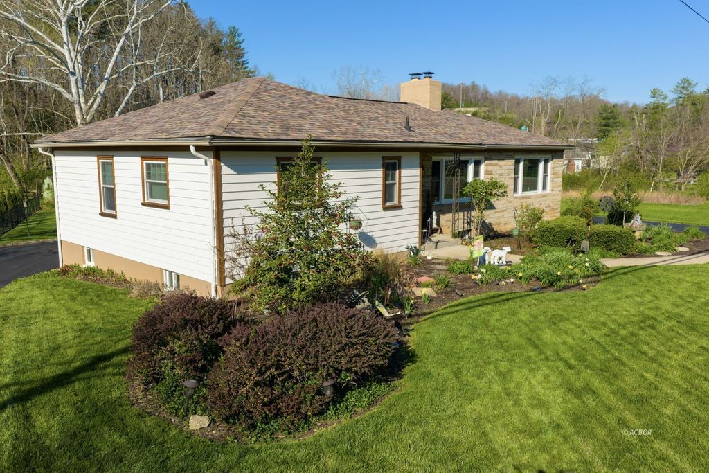 Photo of 19 Pomeroy Rd, Athens, OH 45701 (MLS # 2434807)