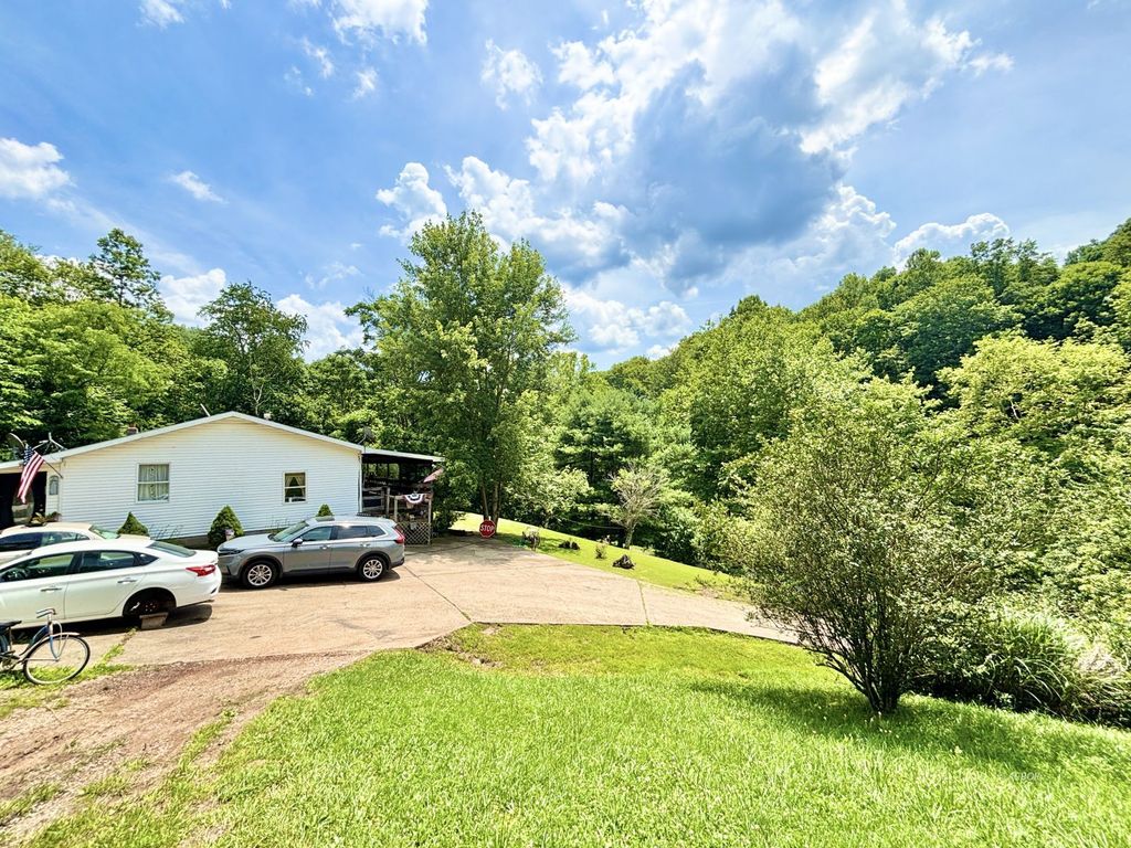Photo of 27342 Apple Grove Dorcus Rd, Racine, OH 45771 (MLS # 2433611)