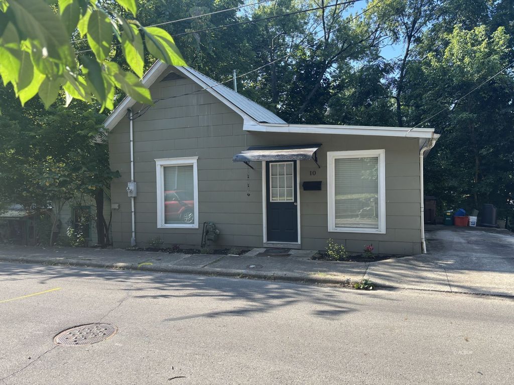 Photo of 10 First St, Athens, OH 45701 (MLS # 2433838)