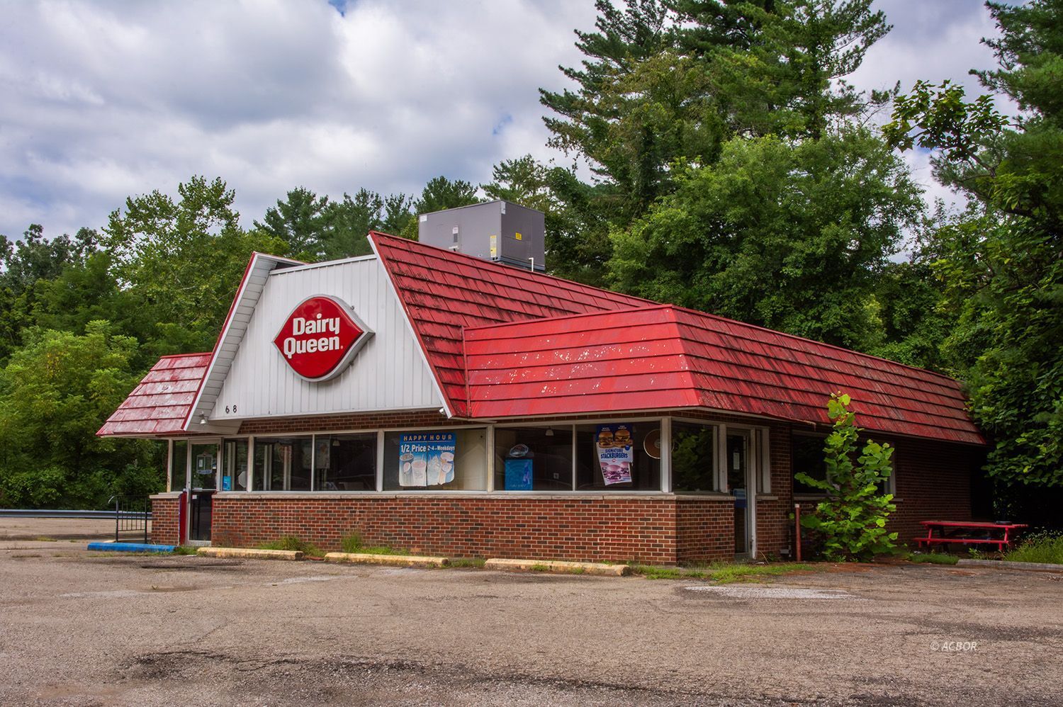 70 N Columbus Rd
