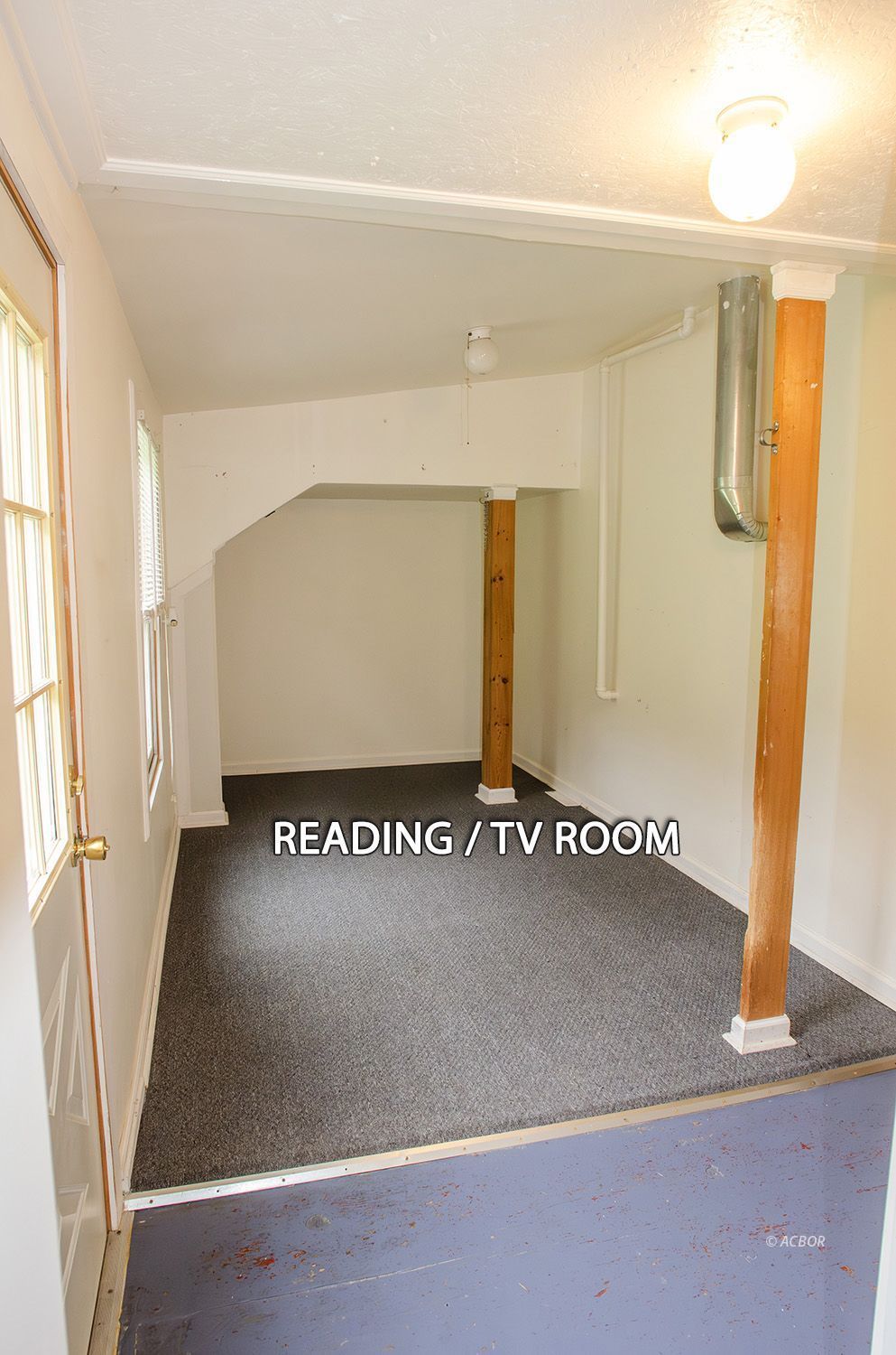8181 Dairy Ln