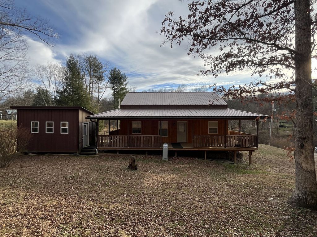 Photo of 52790 Curtis Hollow Rd. Rd, Long Bottom, OH 45743 (MLS # 2434406)