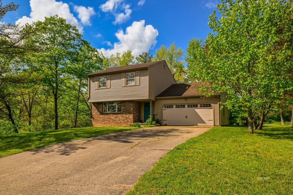 Photo of 33 Ball Dr, Athens, OH 45701 (MLS # 2434859)