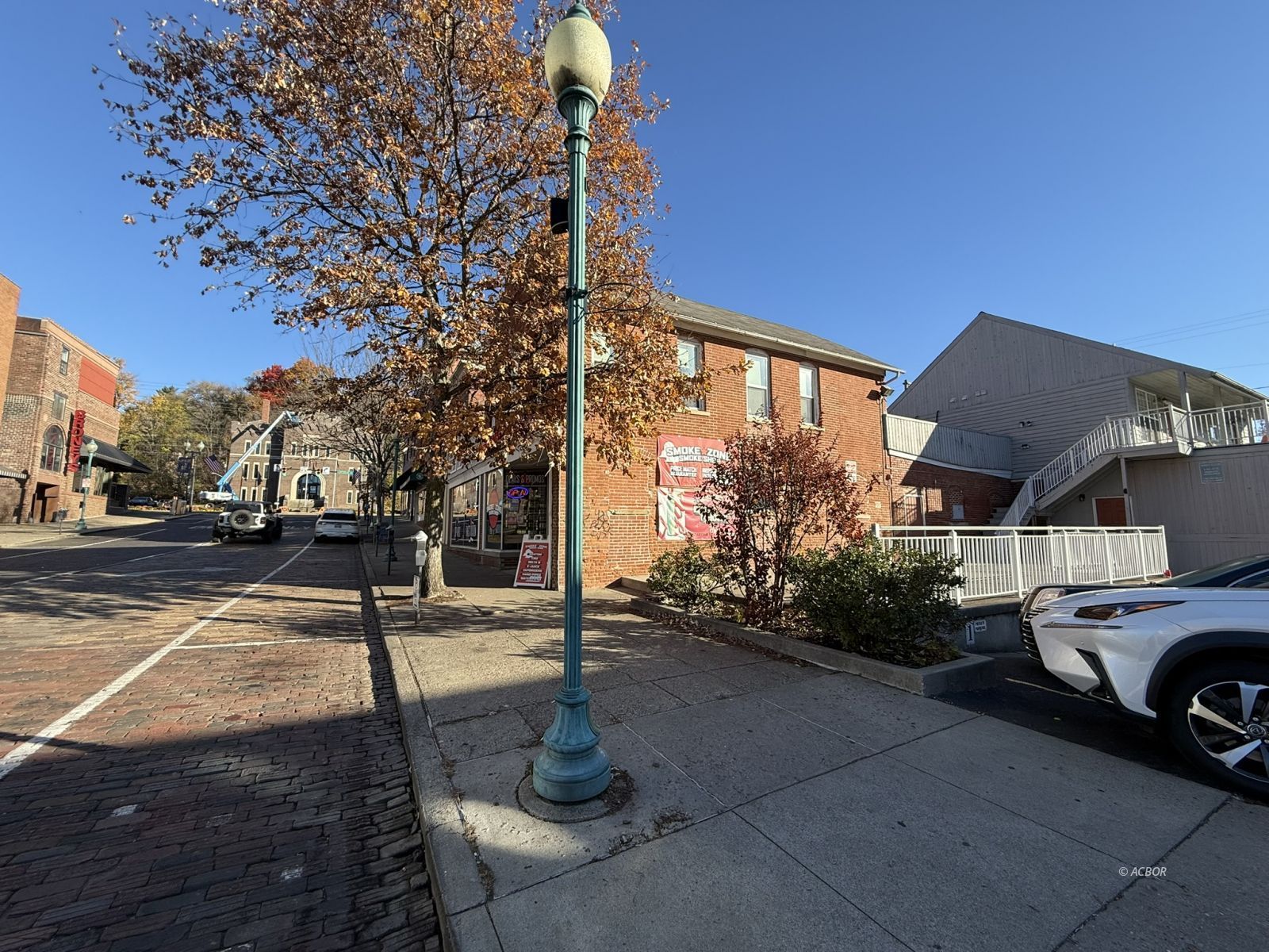80 N Court St