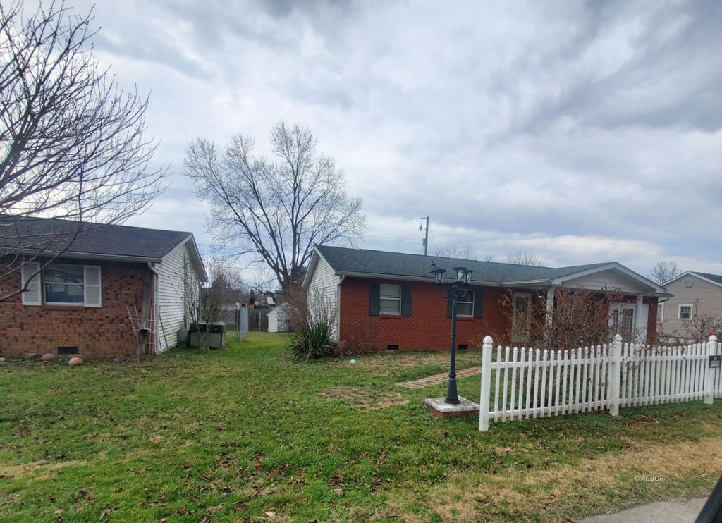 Photo of 111 Twp Rd 1467 Rd, South Point, OH 45680 (MLS # 2434619)