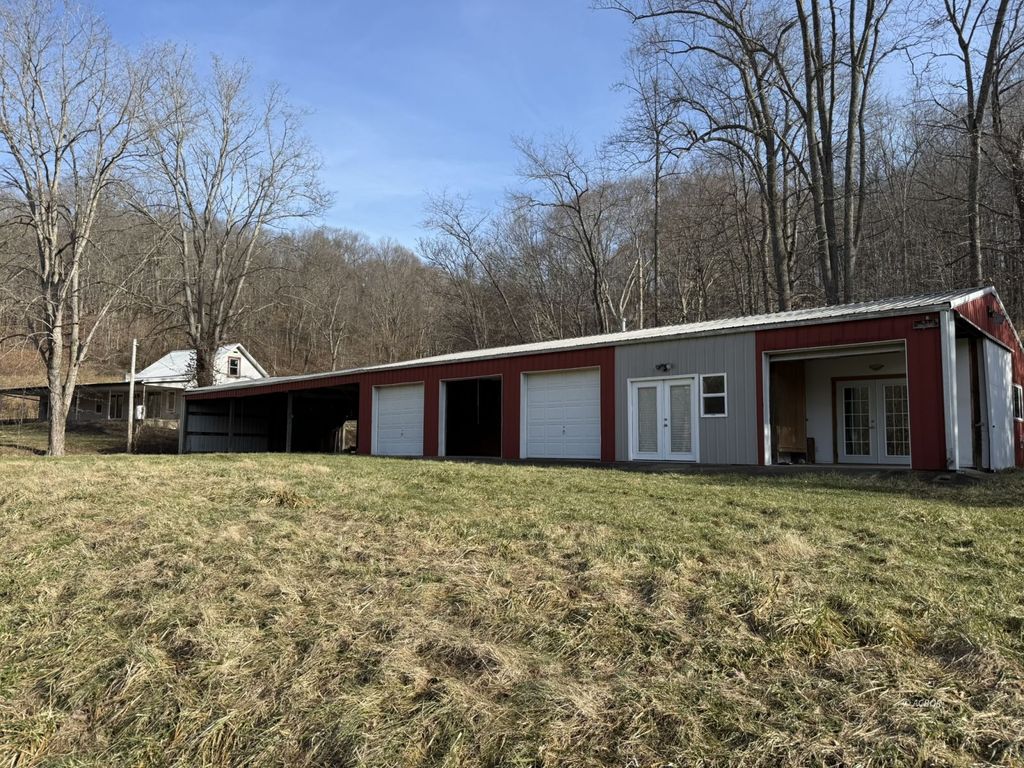 Photo of 34316 Beech Grove Rd, Rutland, OH 45775 (MLS # 2434433)