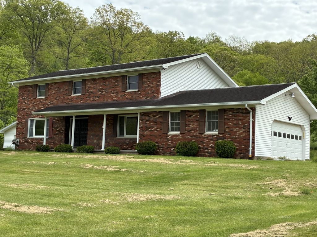 Photo of 33126 Dexter Rd, Rutland, OH 45775 (MLS # 2434860)