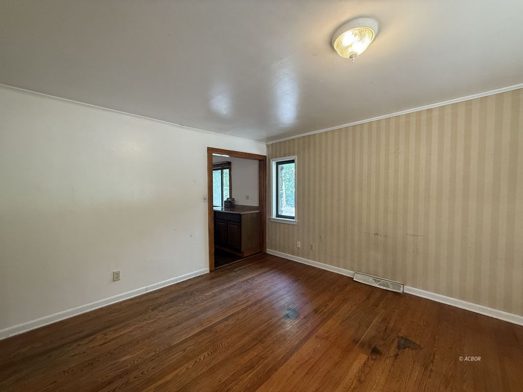 Photo of 6 Riverview Dr, Athens, OH 45701 (MLS # 2435245)