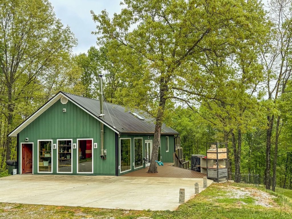 Photo of 8006 McGur Rd, Guysville, OH 45735 (MLS # 2434841)