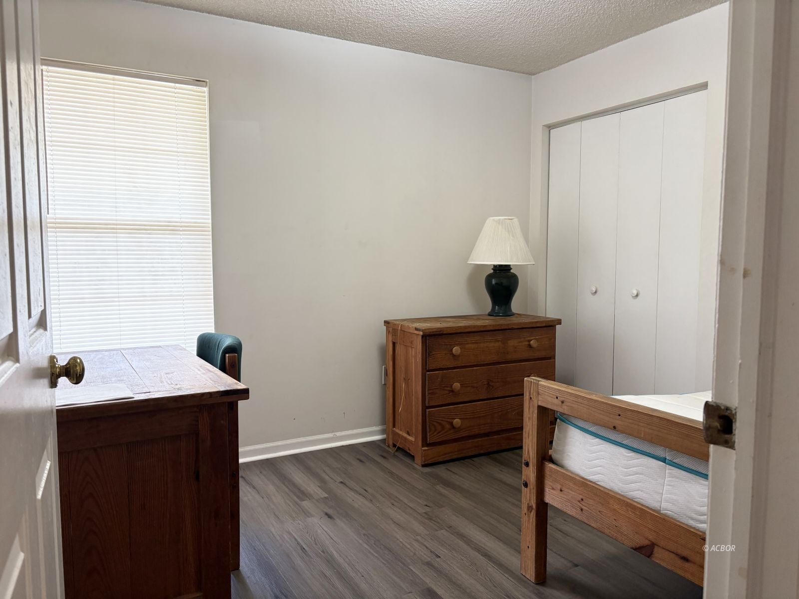 15 S Shafer St 404