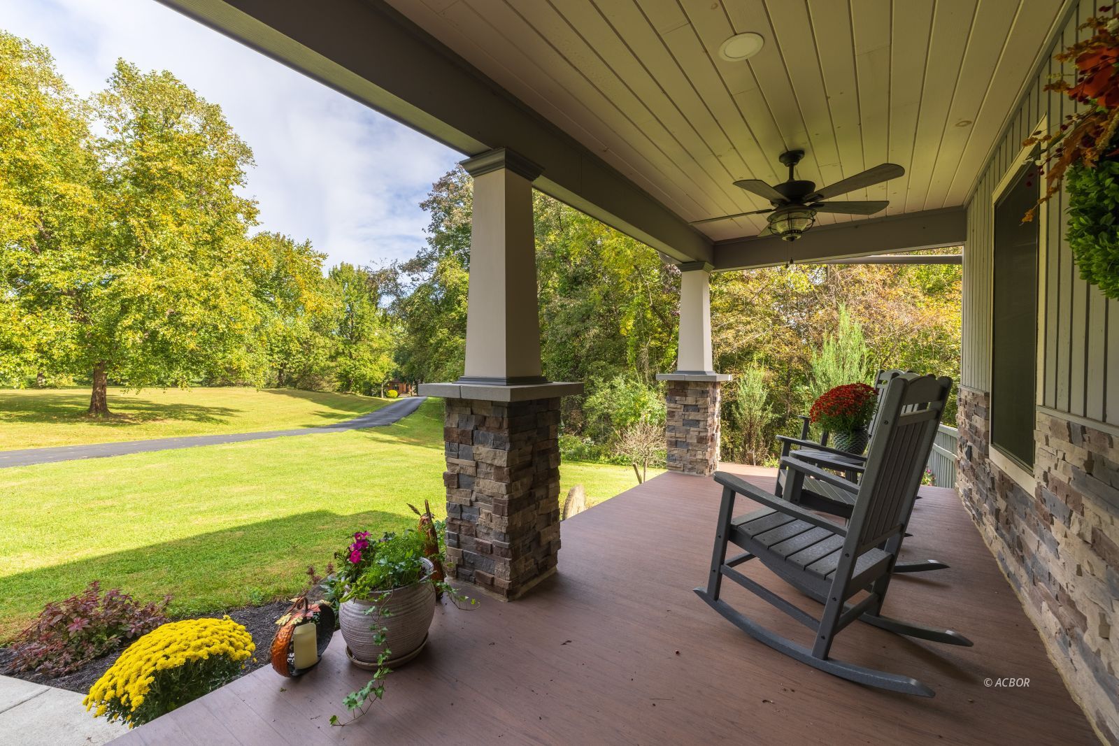 197 Longview Heights Rd