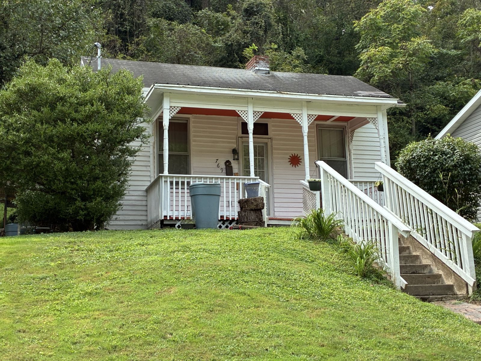 769 Brownell Ave