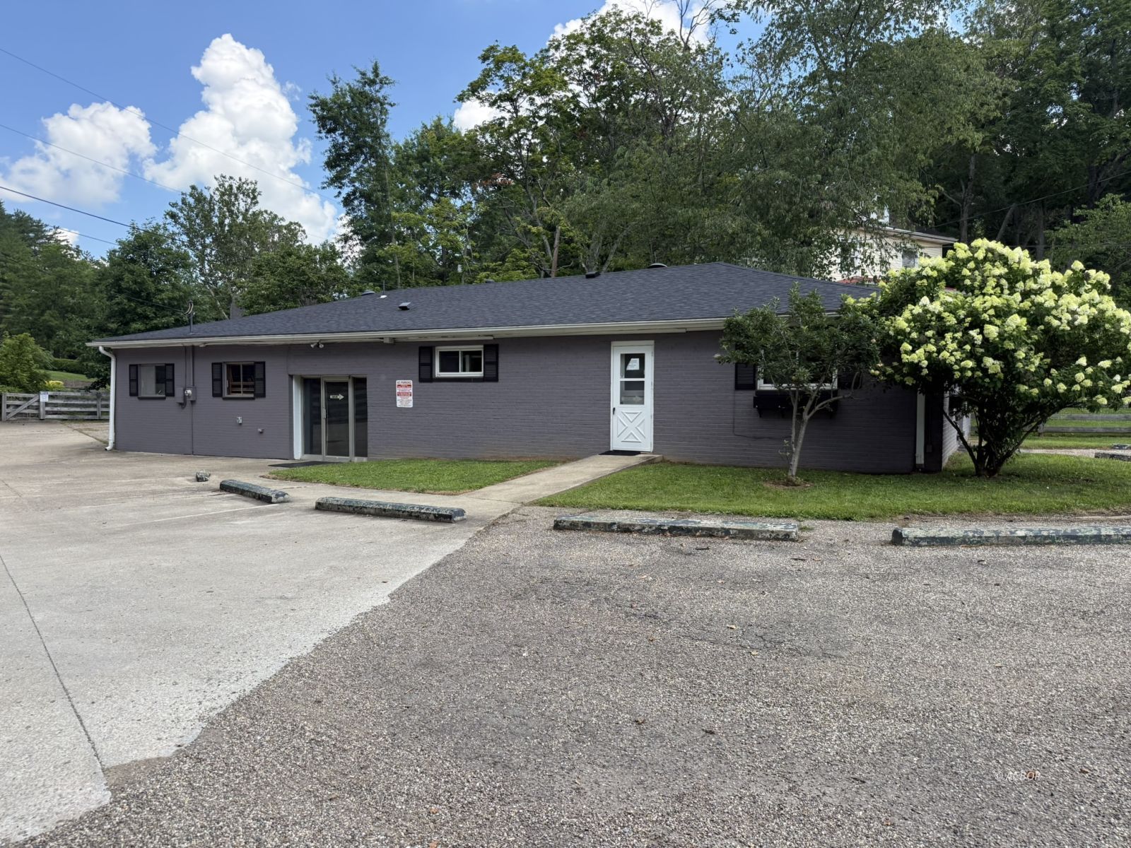 16 Pomeroy Rd