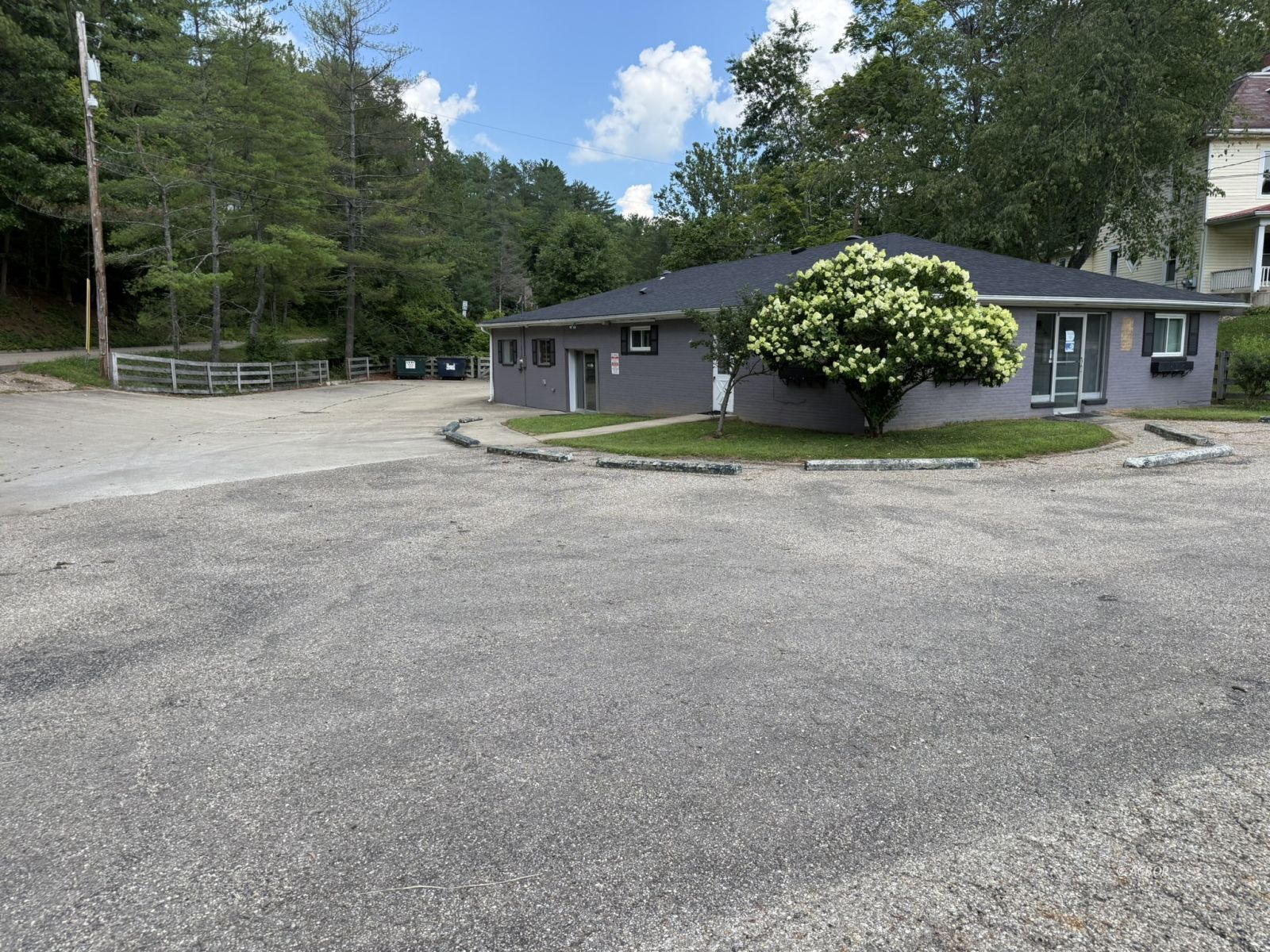 16 Pomeroy Rd