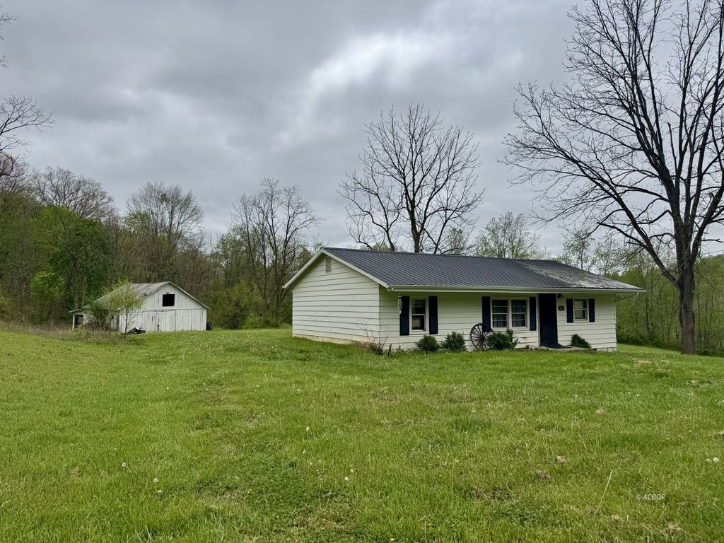 Photo of 470 Mercer Road, Stockport, OH 43787 (MLS # 2434835)