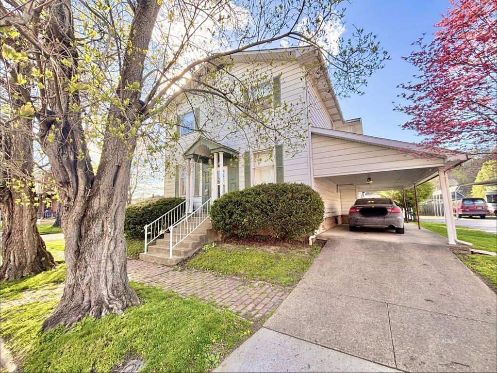 Photo of 391 S Fifth St, Middleport, OH 45760 (MLS # 2434720)