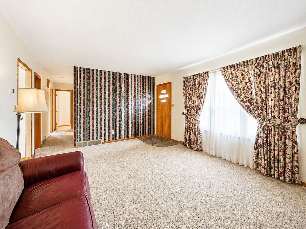 Photo of 73 Rainbow Dr, Bidwell, OH 45614 (MLS # 2434842)