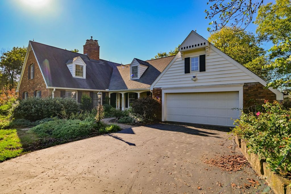 Photo of 130 Longview Hts Rd, Athens, OH 45701 (MLS # 2434084)