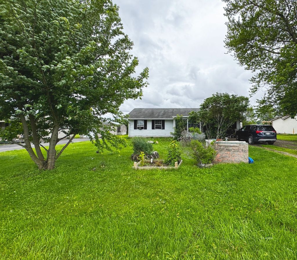 Photo of 3047 Ford Rd NW Rd, Washington Court House, OH 43160 (MLS # 2433495)