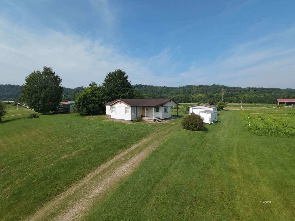 Photo of 13080 State Route 7, Gallipolis, OH 45631 (MLS # 2433787)