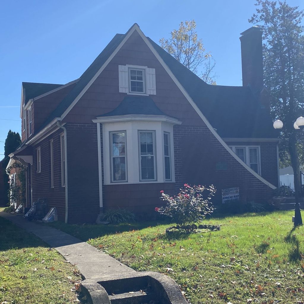 Photo of 143 2nd Avenue Ave, Gallipolis, OH 45631 (MLS # 2434194)