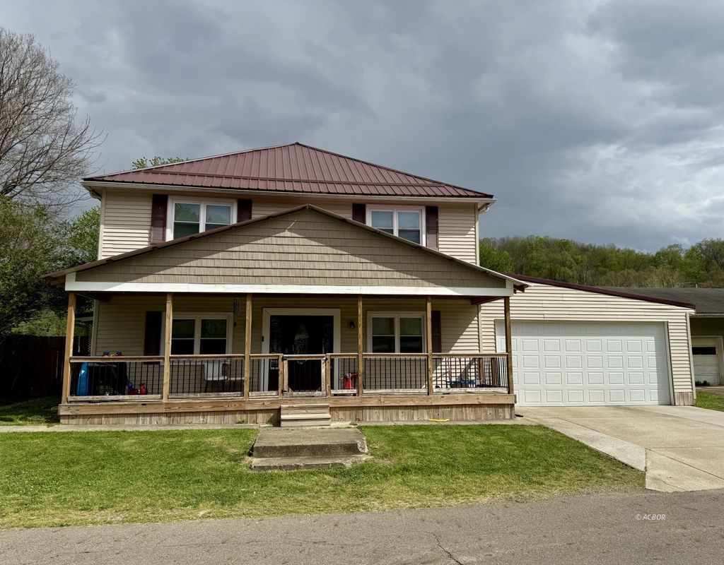 Photo of 17522 Fork St, Buchtel, OH 45716 (MLS # 2434478)