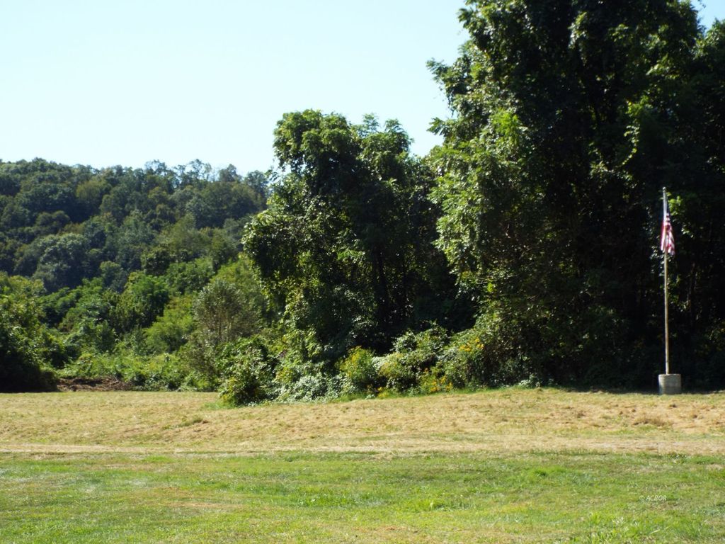 Photo of 17687 Laurel Run Rd, Nelsonville, OH 45764 (MLS # 2433919)