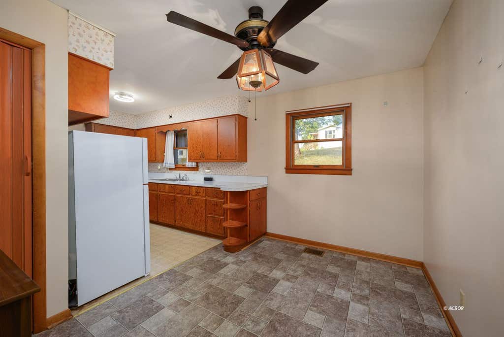 Photo of 17 Beech Grove Road Rd, Rutland, OH 45775 (MLS # 2435387)