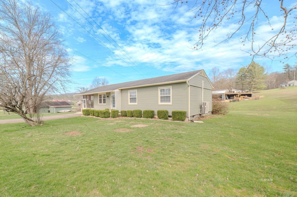 Photo of 44518 Carbonhill Buchtel Rd, Nelsonville, OH 45764 (MLS # 2434650)