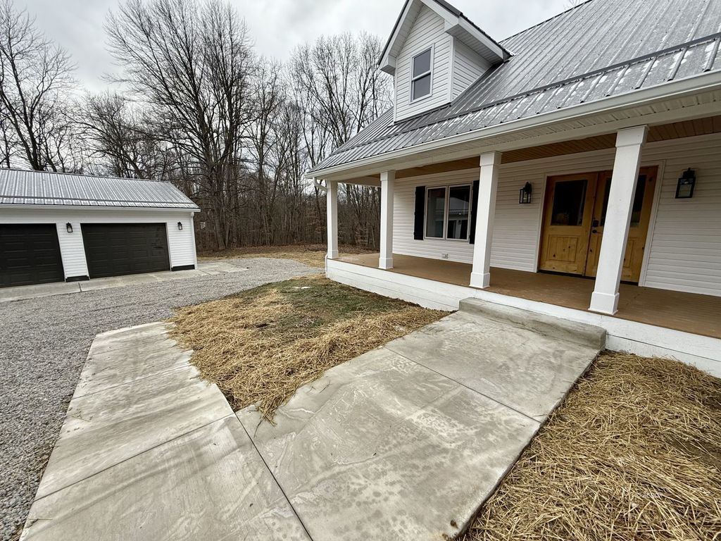 Photo of 2644 Perry Ridge Rd, Nelsonville, OH 45764 (MLS # 2434335)