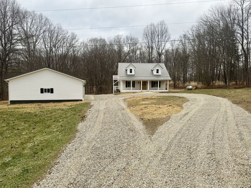 Photo of 2644 Perry Ridge Rd, Nelsonville, OH 45764 (MLS # 2434335)
