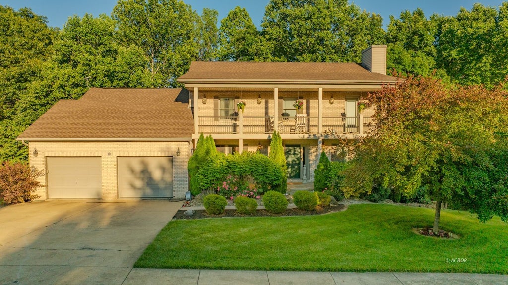 Photo of 10 Dove Dr, Athens, OH 45701 (MLS # 2435125)