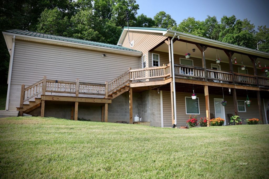 Photo of 72565 Cottrill Rd, Wilkesville, OH 45695 (MLS # 2433570)