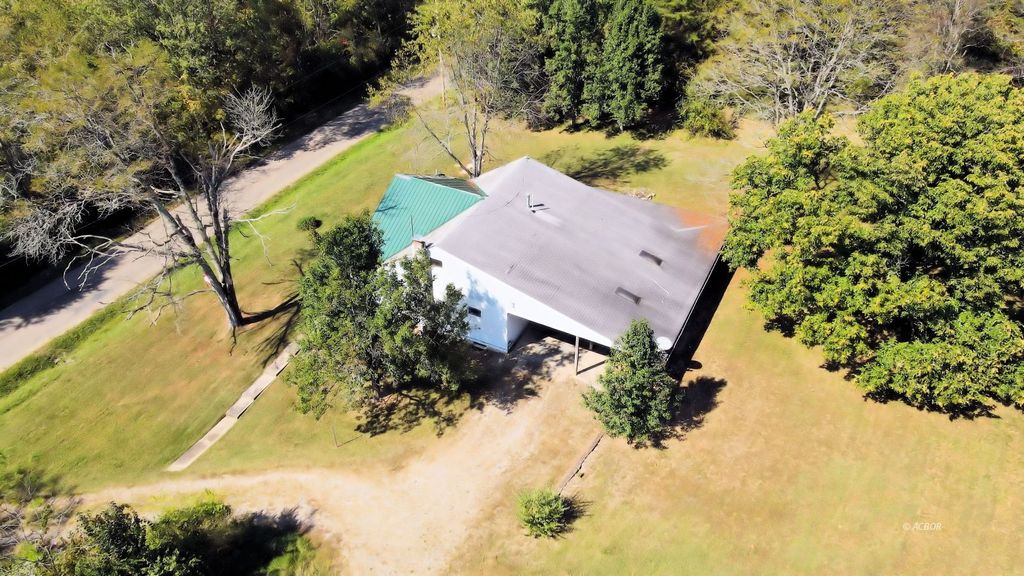 Photo of 6750 O&#39;Neil Rd, Coolville, OH 45723 (MLS # 2433977)